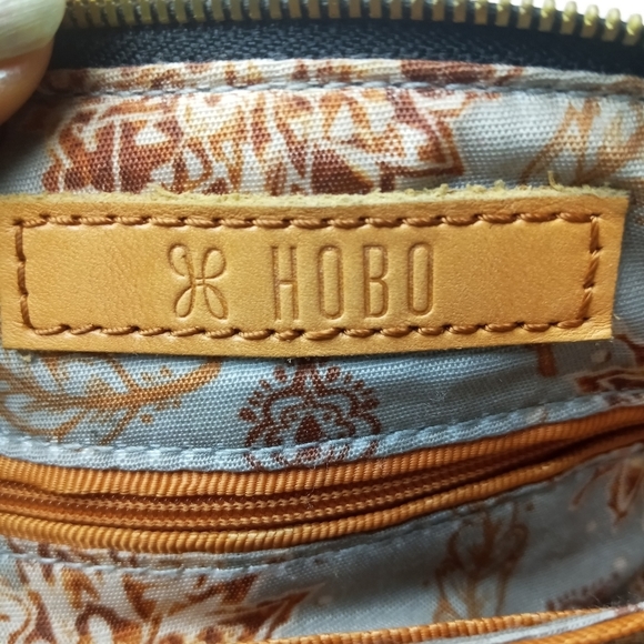 Hobo Amble Crossbody Bag - Picture 5 of 6